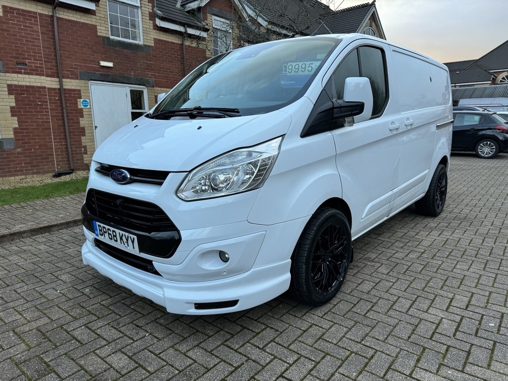 Compare Ford Transit Custom Tdci 270 Trend BP68KYY White