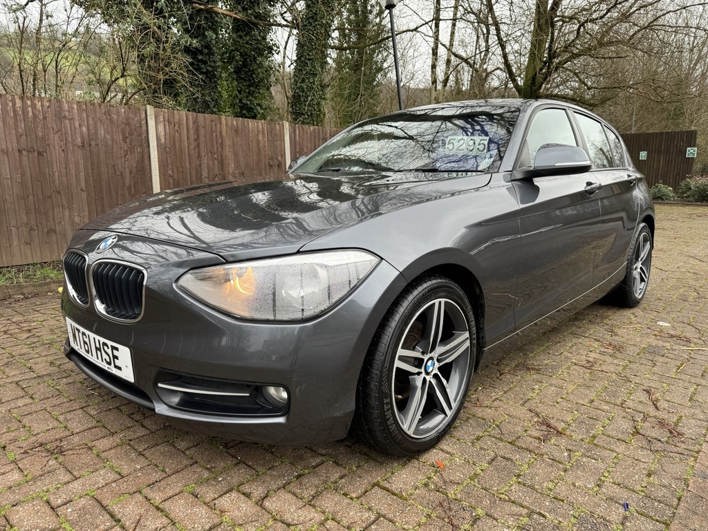 Compare BMW 1 Series 116I Sport MT61HSE Grey