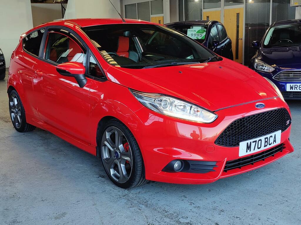 Compare Ford Fiesta 1.6 Ecoboost St-2  Red