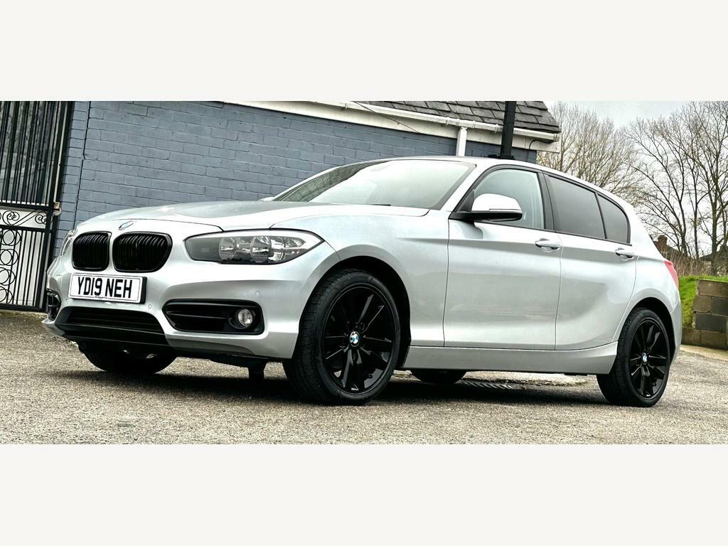 Compare BMW 1 Series 118D Sport YD19NEH Silver