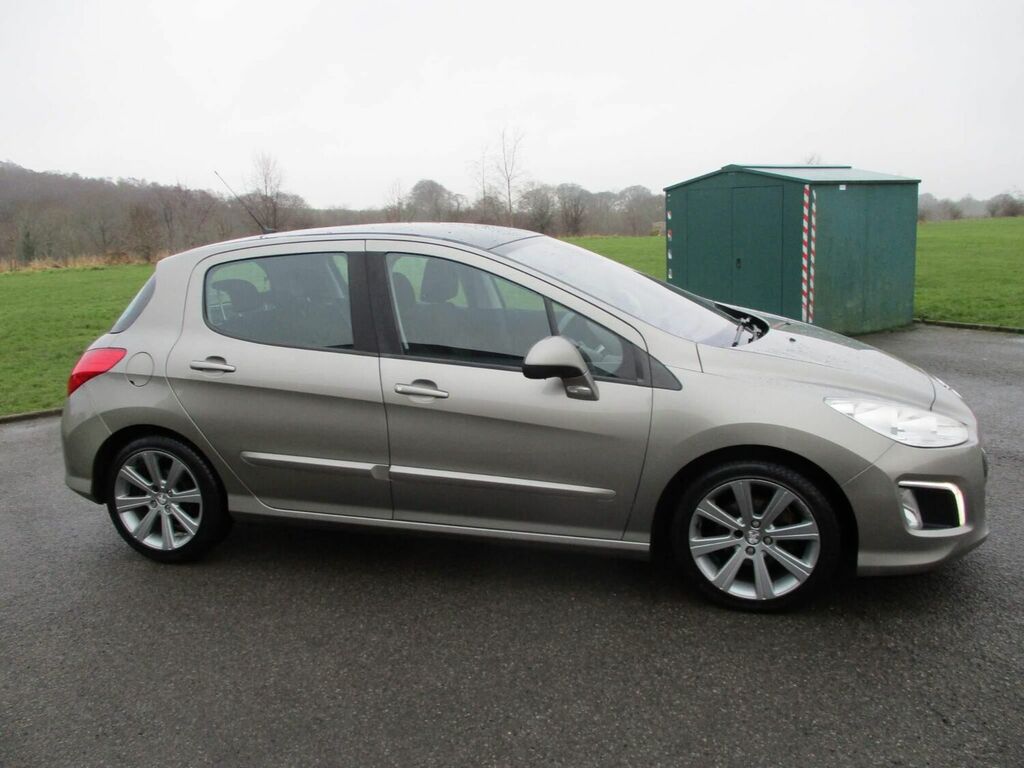 Compare Peugeot 308 Hatchback 1.6 E-hdi Active Euro 5 Ss 2013 SF63OKH Grey