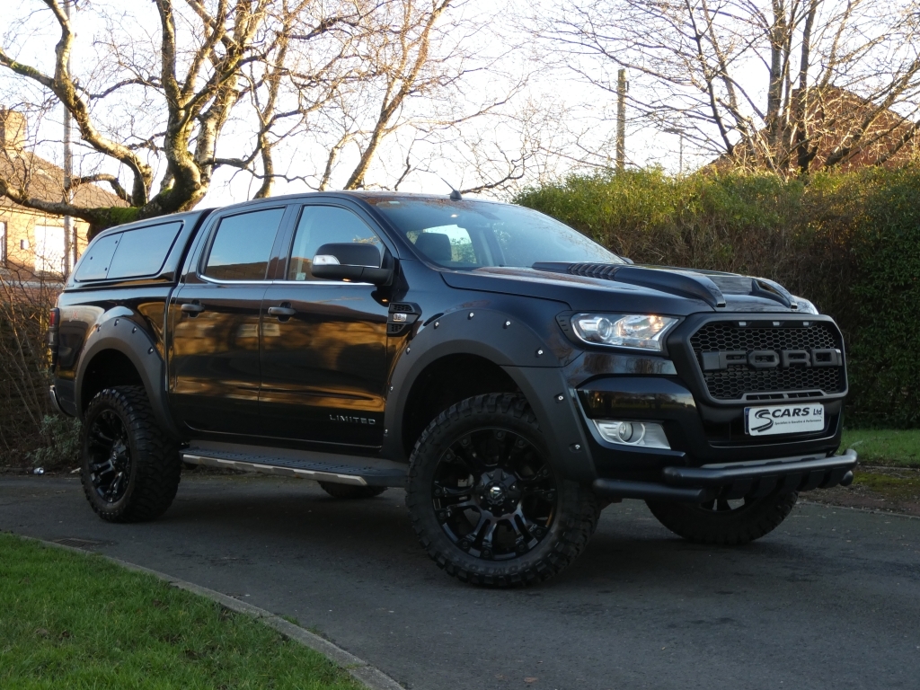 Compare Ford Ranger 3.2 Limited 4X4 YE66YXC Black