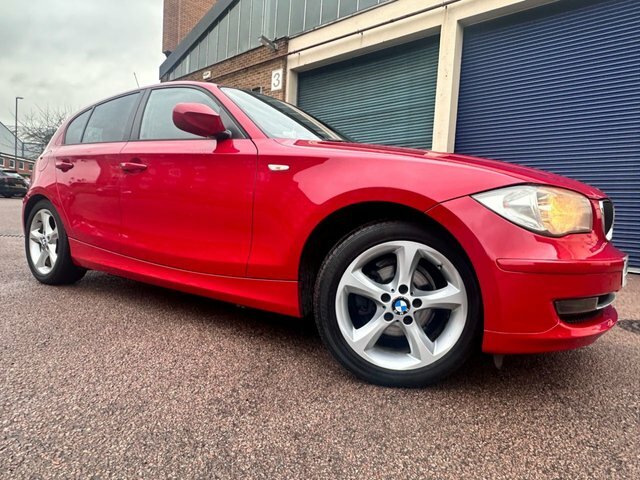 Compare BMW 1 Series 2.0 116I Sport 121 Bhp KY11PXD Red