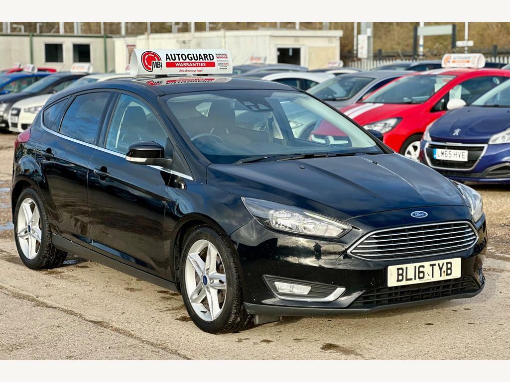 Compare Ford Focus 1.0T Ecoboost Titanium Euro 6 Ss BL16TYB Black