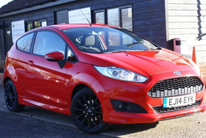 Compare Ford Fiesta 1.0 Ecoboost 125 Zetec S EJ14EYK Red