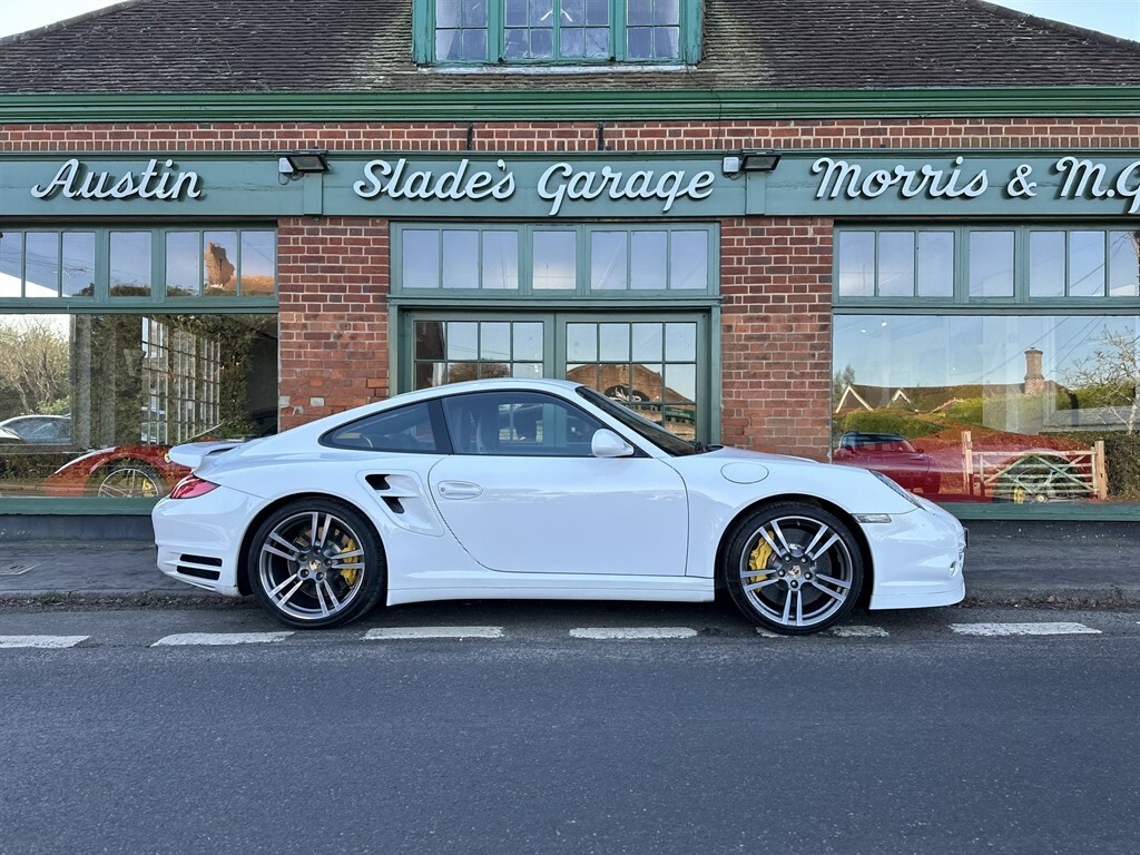 Compare Porsche 911 911 T S SM10ESG White