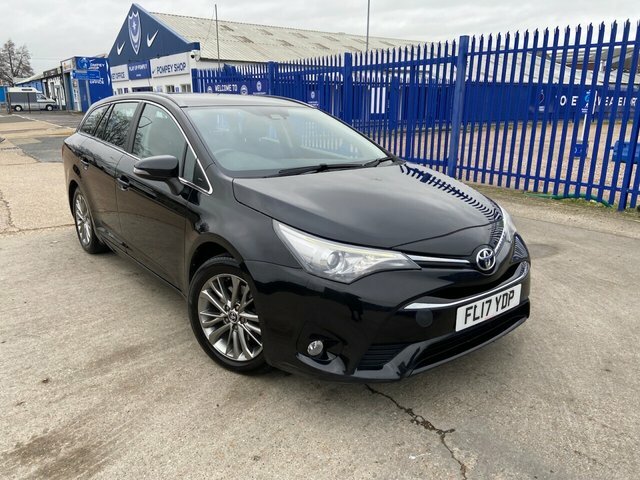 Compare Toyota Avensis 2017 2.0 D-4d Business Edition 141 Bhp FL17YDP Black