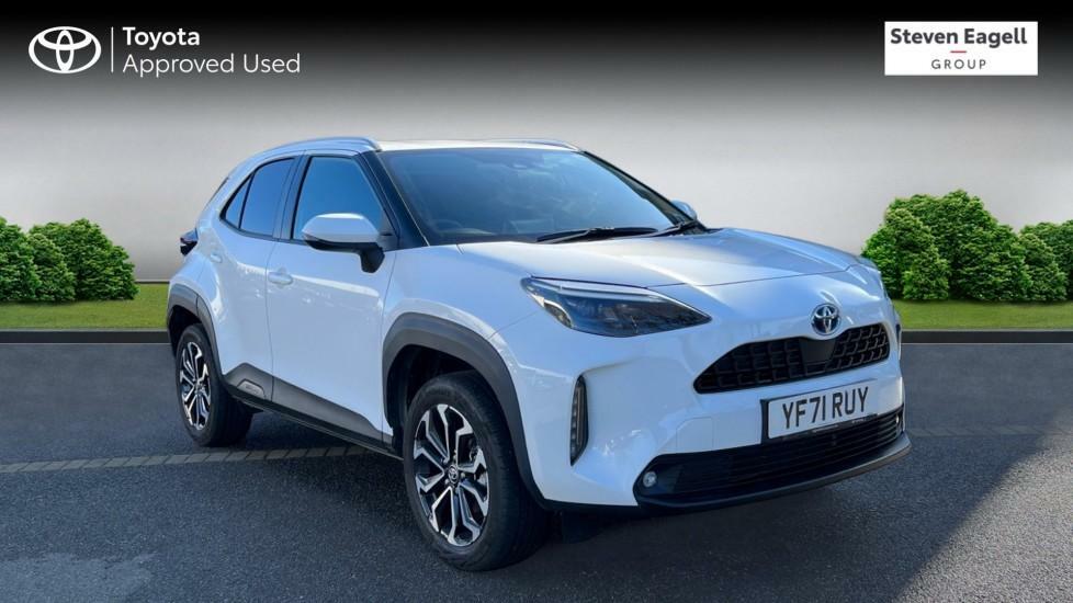 Compare Toyota Yaris Cross 1.5 Vvt-h Design E-cvt Euro 6 Ss YF71RUY White