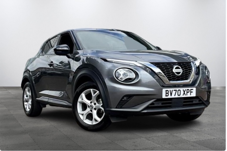 Compare Nissan Juke Dig-t N-connecta Dct BV70XPF Grey