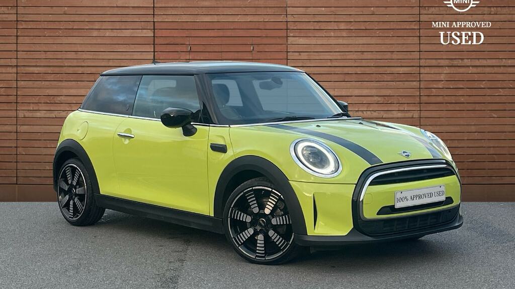 Compare Mini Hatch 1.5 Cooper Exclusive Comfort Pack BD22ZNA Yellow