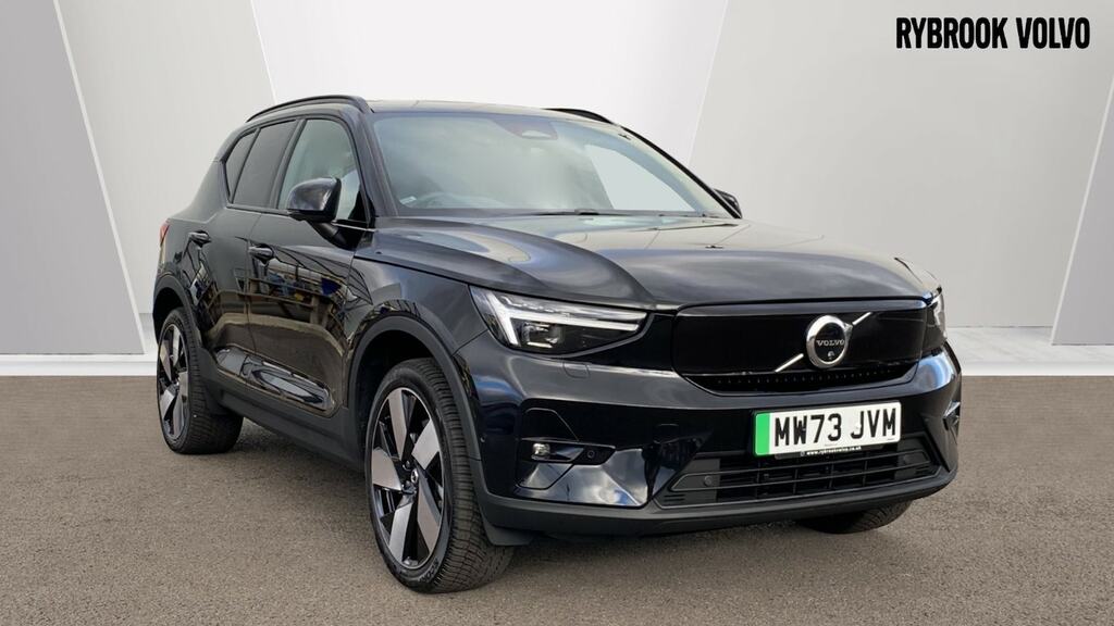 Compare Volvo XC40 175Kw Recharge Ultimate 69Kwh MW73JVM Black