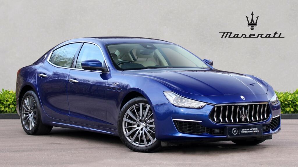 Compare Maserati Ghibli Hybrid Gt BD71ZXH Blue