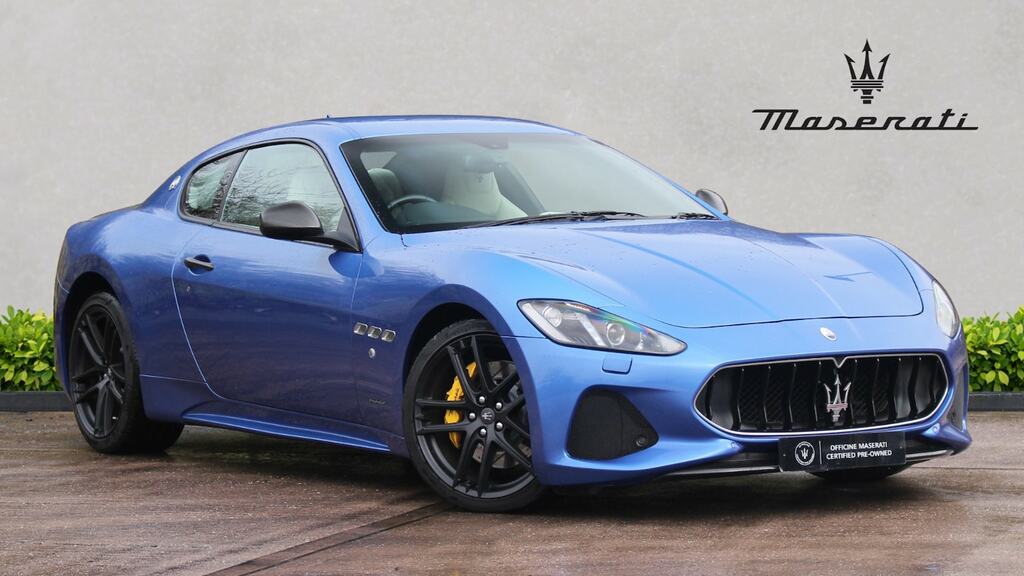 Compare Maserati GranTurismo V8 Sport Mc Shift FJ20ZCA Blue