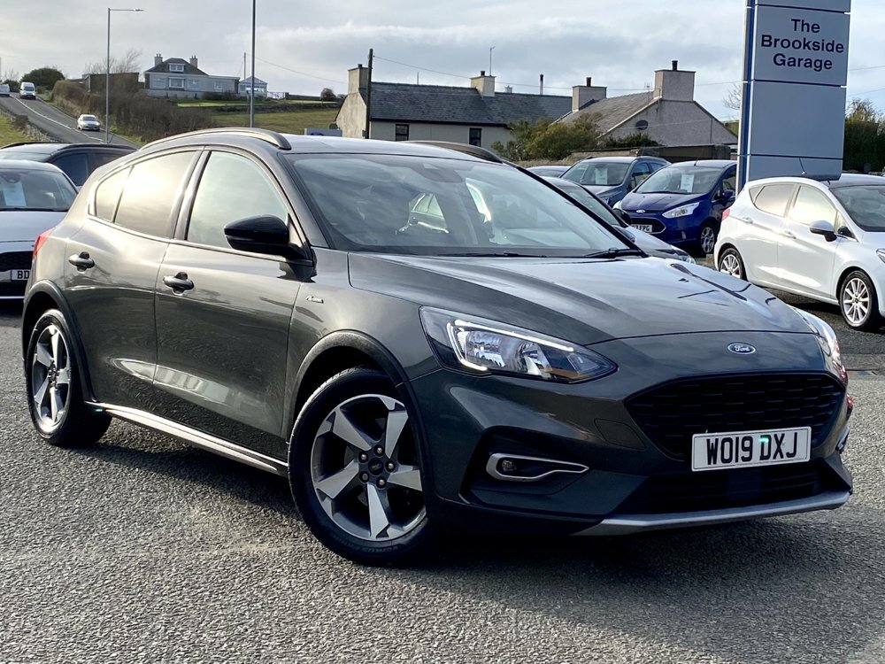 Compare Ford Focus 1.0 Ecoboost 125 Active WO19DXJ Grey