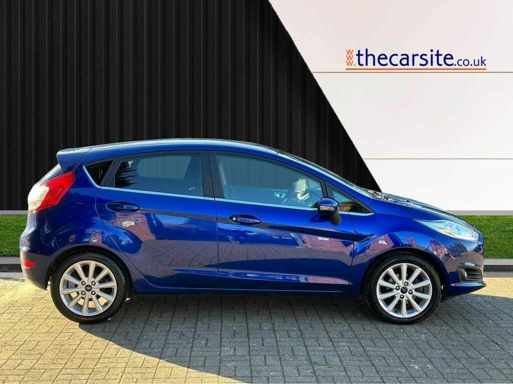 Compare Ford Fiesta Hatchback 1.0T Ecoboost Titanium Euro 6 Ss MT65RKJ Blue