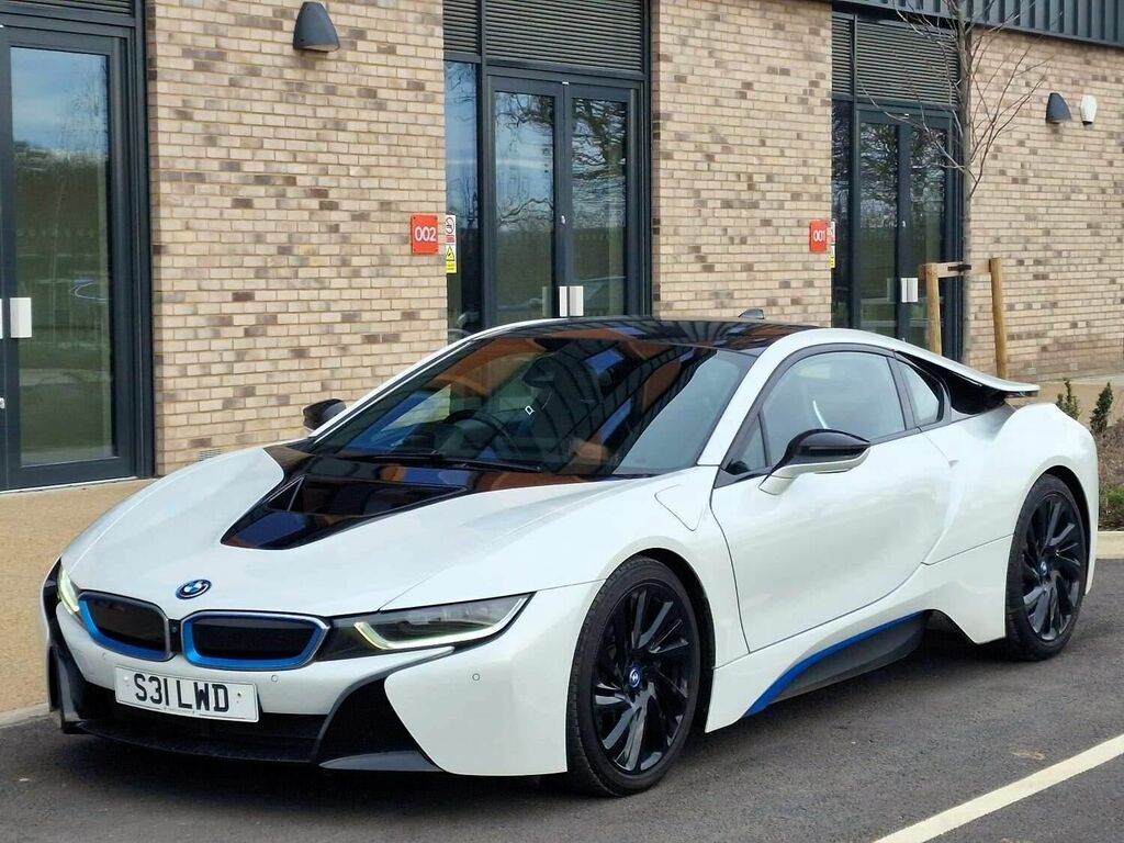 Compare BMW i8 Coupe 1.5 7.1Kwh 4Wd Euro 6 Ss 20161 S31LWD White