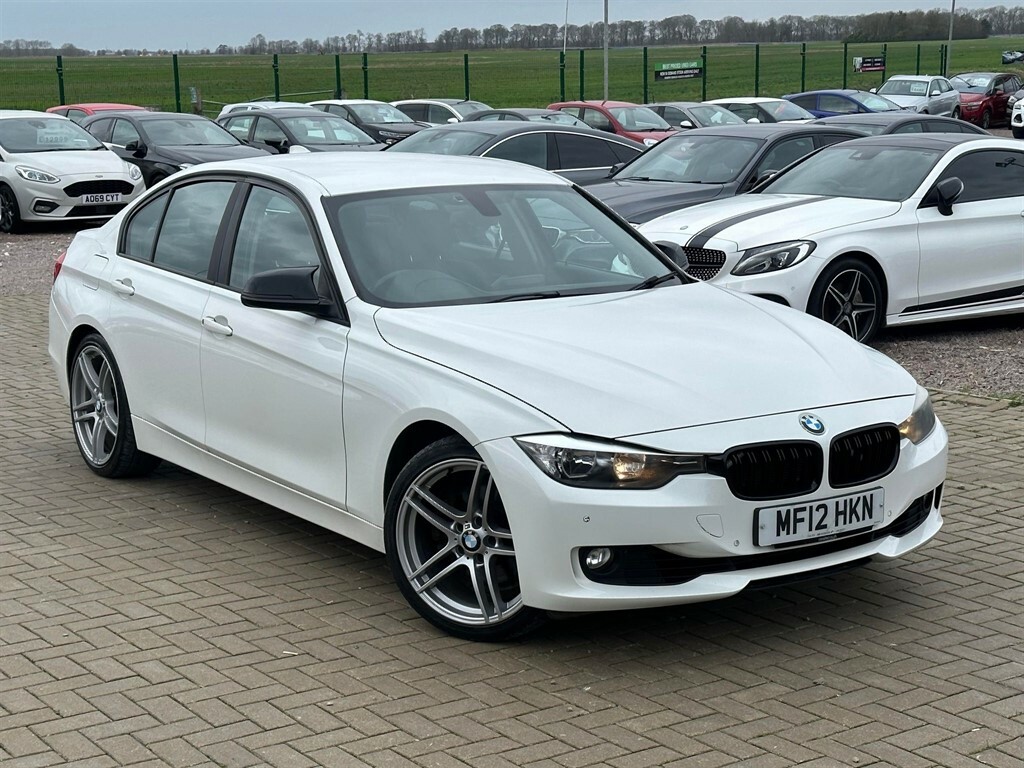 Compare BMW 3 Series Saloon MF12HKN White