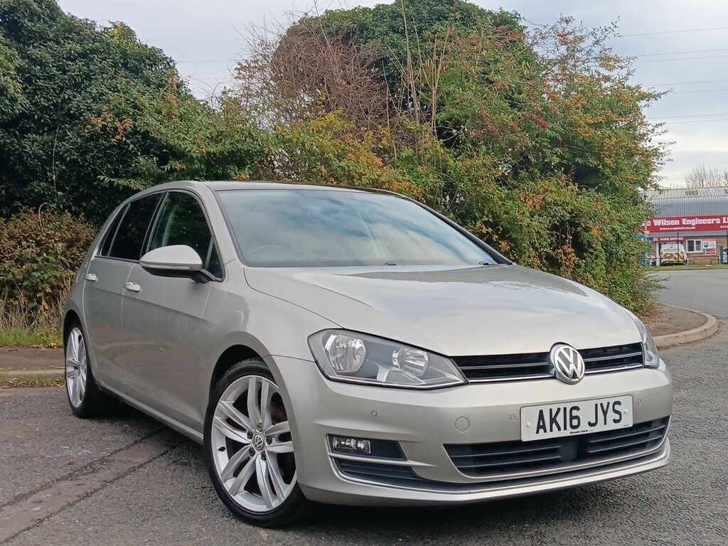 Compare Volkswagen Golf 1.4 Tsi Bluemotion Tech Act Gt Edition Euro 6 Ss AK16JYS Silver