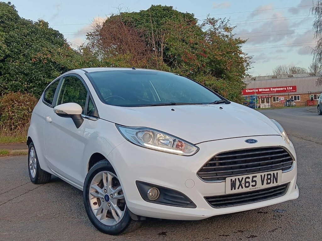 Compare Ford Fiesta 1.0T Ecoboost Zetec Euro 6 Ss WX65VBN White
