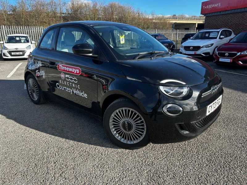 Compare Fiat 500 Hat 42Kwh 118Hp Icon CY73FHD Black