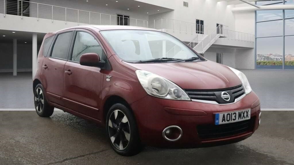 Compare Nissan Note 1.6 16V N-tec Euro 5 AO13MXX Red