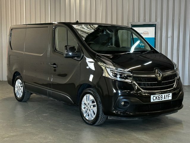 Compare Renault Trafic 2.0 Dci Energy 28 Sport Swb Euro CK69AYF Black