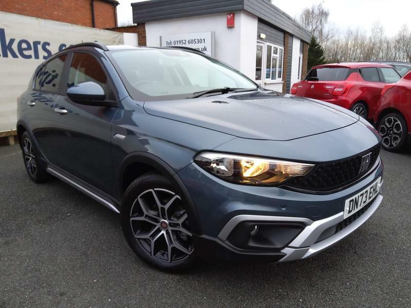 Compare Fiat Tipo 1.5 Firefly Turbo Mhev Cross Dct Eu... DN73EHL Blue