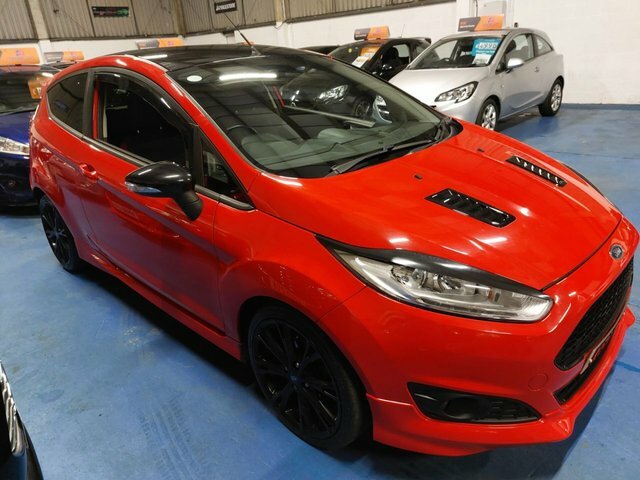Compare Ford Fiesta 1.0 Zetec S Red Edition 139 Bhp KS15VCZ Red