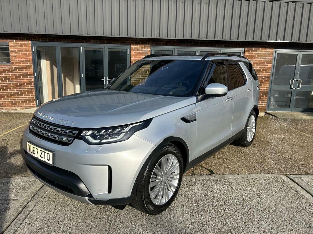 Compare Land Rover Discovery 2.0L Sd4 Hse Luxury 237 Bhp VU67ZTO Silver