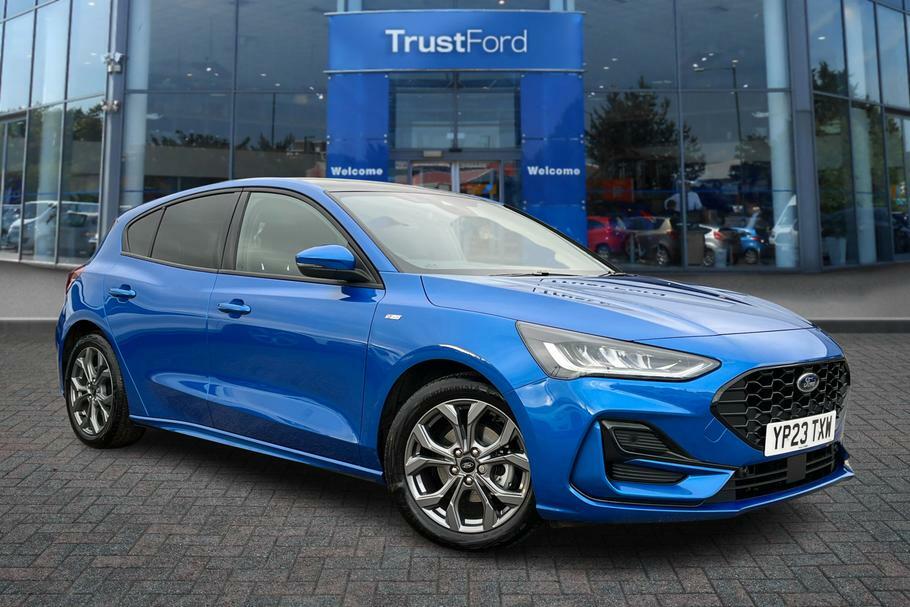 Compare Ford Focus 1.0 Ecoboost Hybrid Mhev 155 St-line With YP23TXW Blue