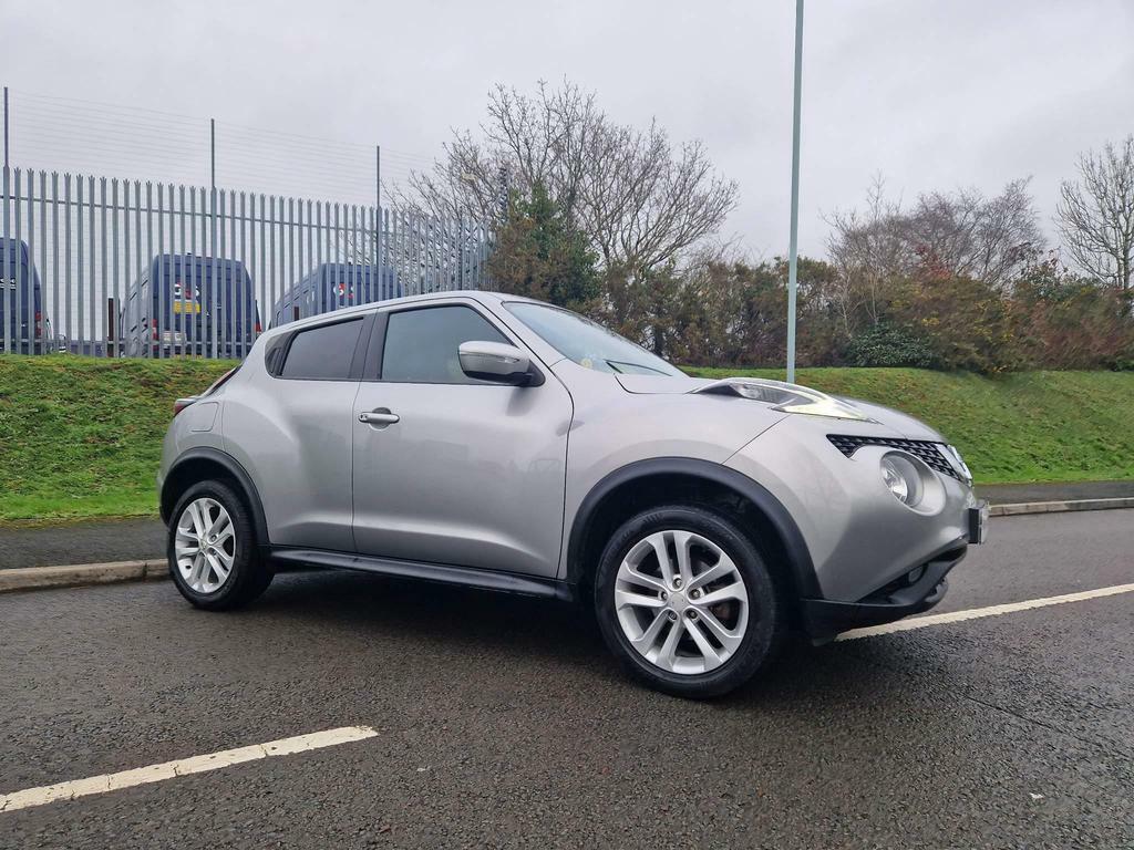 Compare Nissan Juke 1.5 Dci N-connecta Euro 6 Ss BD17LZS Silver