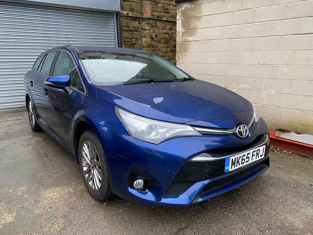 Toyota Avensis Avensis Business Edition D-4d Blue #1
