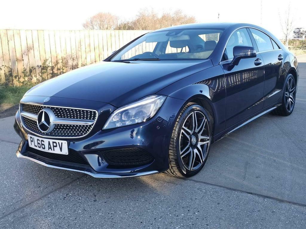 Compare Mercedes-Benz CLS 3.5 Cls400 V6 Amg Line Coupe G-tronic Euro 6 Ss PL66APV Blue