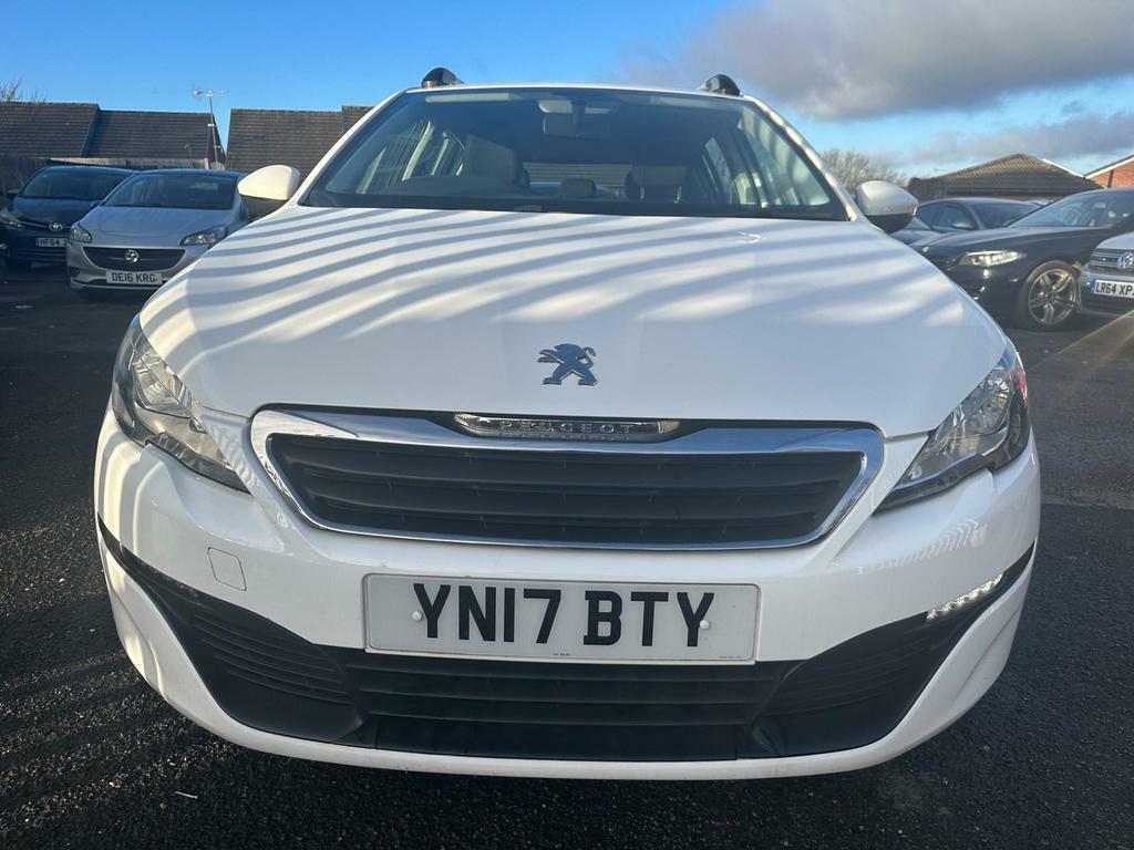 Compare Peugeot 308 1.6 Bluehdi Access Euro 6 Ss YN17BTY White