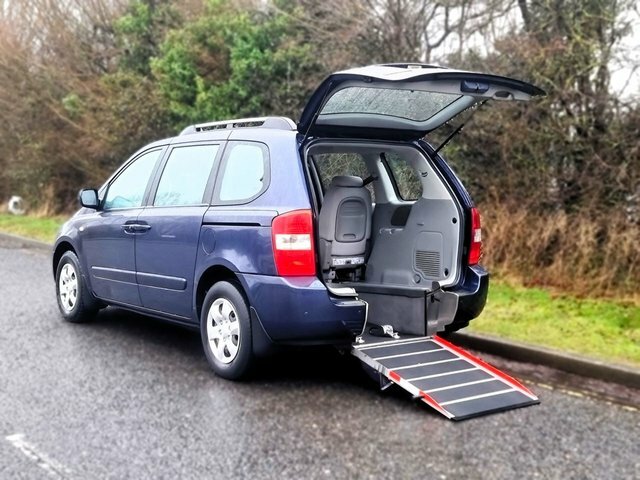 Compare Kia Sedona 4 Seat Wheelchair Accessible Disabled Access Ramp YJ58EVR Blue