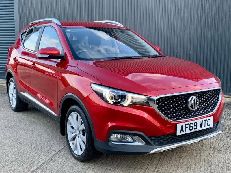 Compare MG ZS 1.5 Vti-tech Excite AF69WTC Red