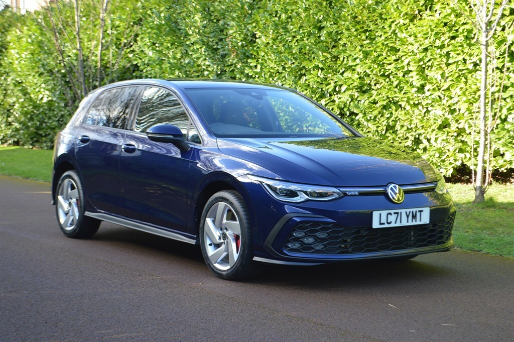 Compare Volkswagen e-Golf 1.4 Tsi 13Kwh Gte Hatchback Plug-in Hyb LC71YMT Blue