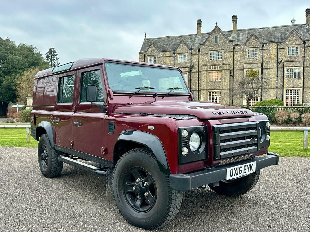 Compare Land Rover Defender 110 2.2 Tdci Xs OX16EYK 