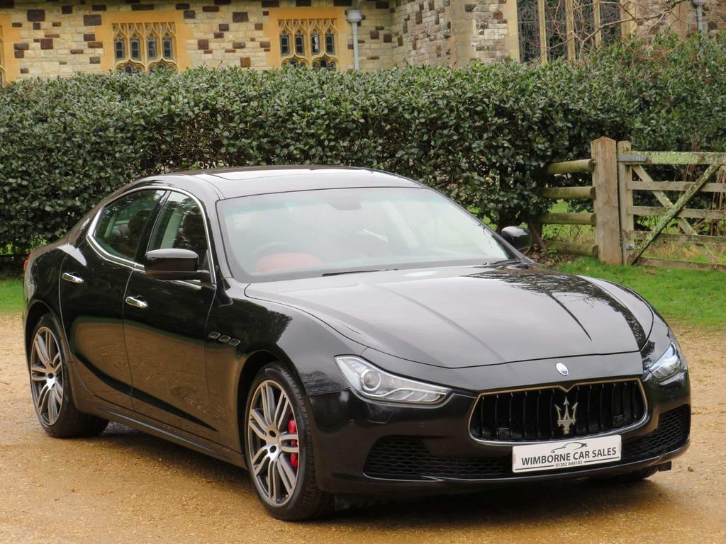 Compare Maserati Ghibli 3.0 V6 Zf Euro 5 HG64VVT Black