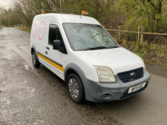 Compare Ford Transit Connect Connect 1.8 T230 Hr 90 Bhp MF11KAE White