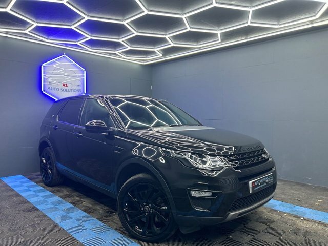 Compare Land Rover Discovery 2019 2.0 Sd4 Hse 238 Bhp EG19UHH Black