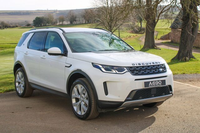 Compare Land Rover Discovery Discovery Sport Hse D OY70YMX White