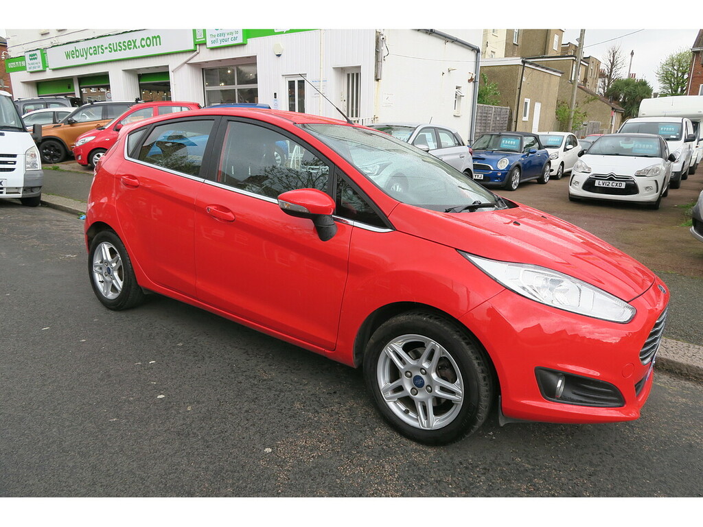 Compare Ford Fiesta Zetec RO14DTN Red