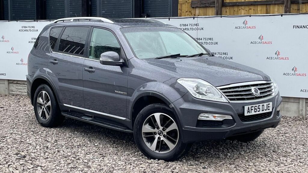 Compare SsangYong Rexton 4X4 2.0 E-xdi Elx T-tronic 4Wd Euro 5 201565 AF65DJE Grey
