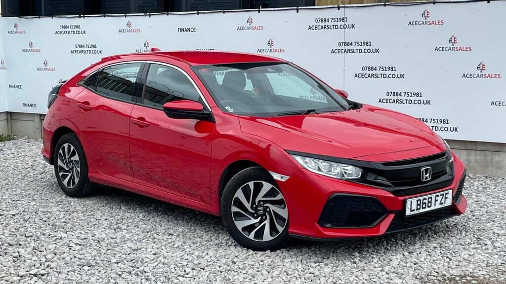 Compare Honda Civic Hatchback 1.6 I-dtec Se Euro 6 Ss 201868 LB68FZF Red
