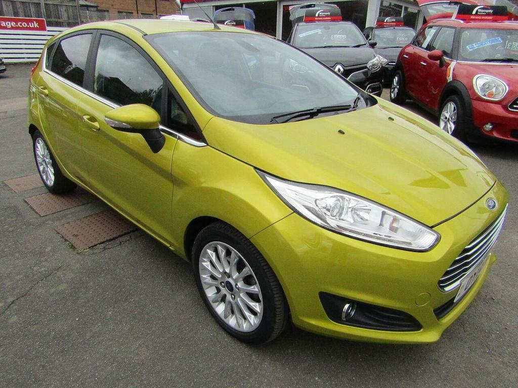Compare Ford Fiesta 1.0T Ecoboost Titanium X Hatchback OY15YJL Yellow