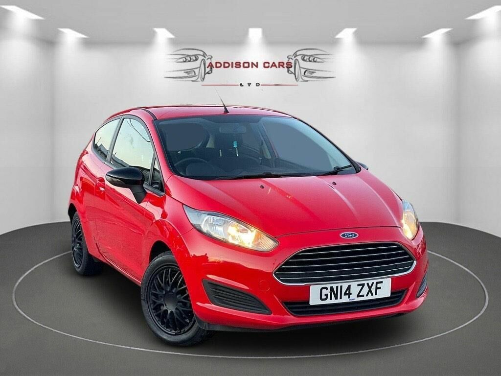 Compare Ford Fiesta Hatchback 1.25 Style Euro 5 201414 GN14ZXF Red