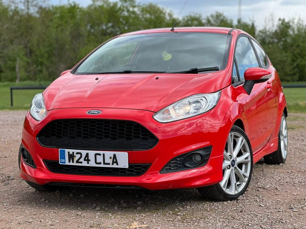 Compare Ford Fiesta Hatchback 1.0T Ecoboost Zetec S Euro 5 Ss W24CLA Red