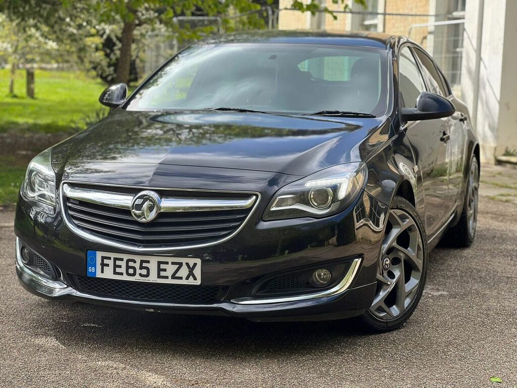 Compare Vauxhall Insignia Hatchback 2.0 Cdti Sri VX Line Nav Euro 5 FE65EZX Black