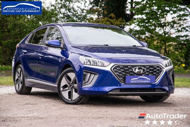Compare Hyundai Ioniq Ioniq Premium Se Fhev EN70EDU Blue